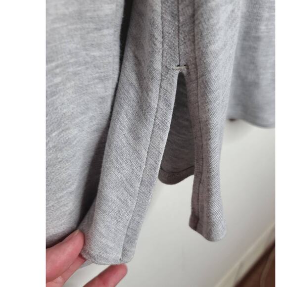 Ann Taylor grey peplum long sleeve shirt - medium - Picture 4 of 5